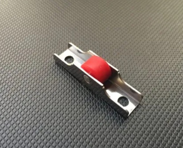 GT-1705 # MESH ROLLER ( 10 MM INDIAN ) RED WHEEL