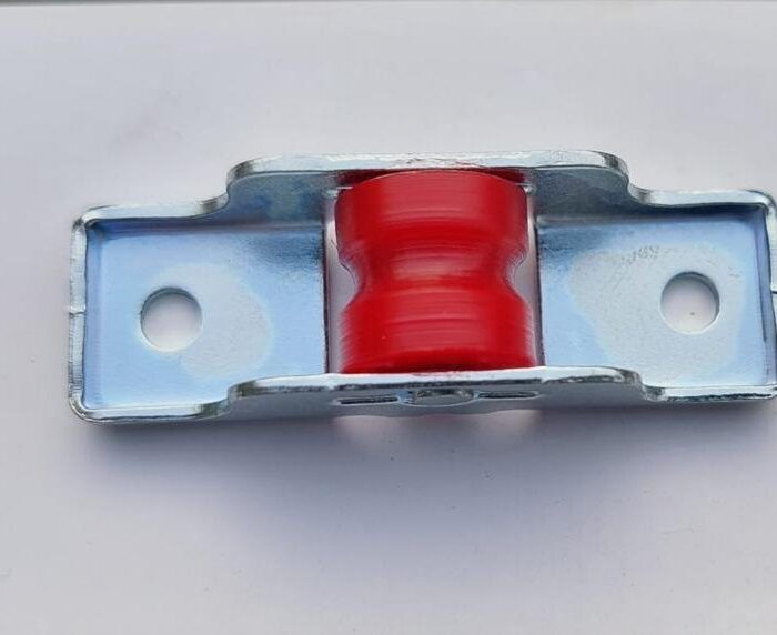 GT-1712 # 16 MM UPVC SINGLE ROLLER WITH : ZERO NEEDAL