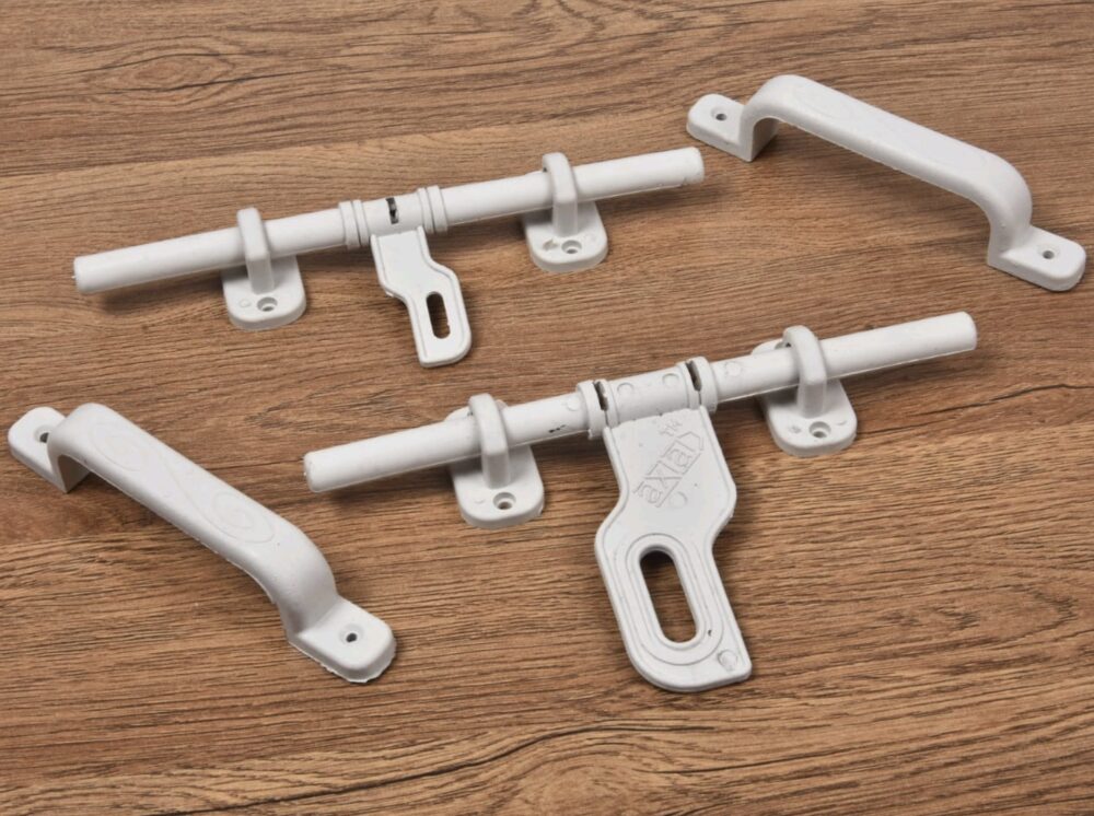 GT-910 # NYLONE DOOR KIT
